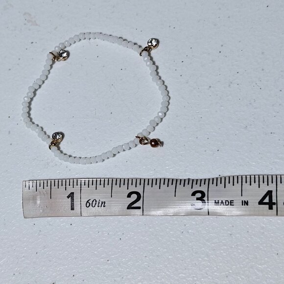 Delicate White Beaded Crystal Charm Bracelet Classic MInimalist Fashion Jewelry - Picture 3 of 3